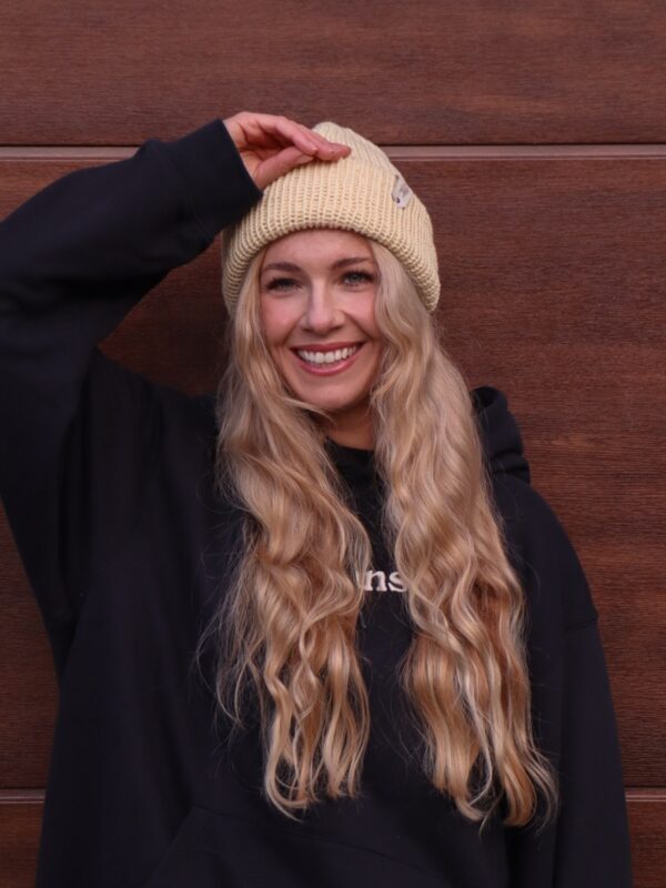 Czapka merino Masełkowa