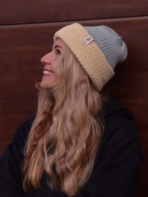 Wyprzedane! Czapka merino dwustronna Masełkowo-pistacjowa