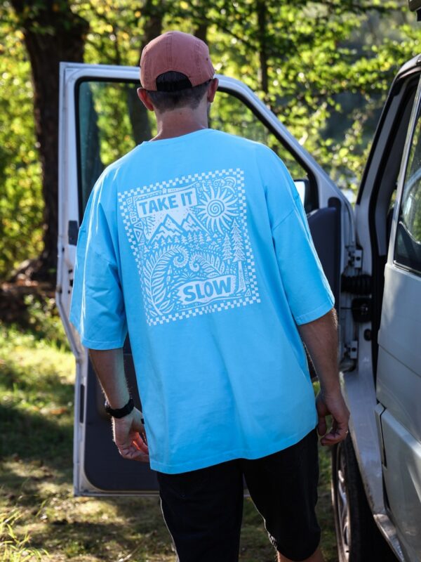 Koszulka oversize Take It Slow - niebieska